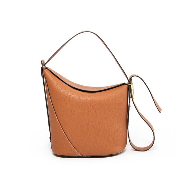 Ease Leather Shoulder Bucket Bag Tender Green - Image 3